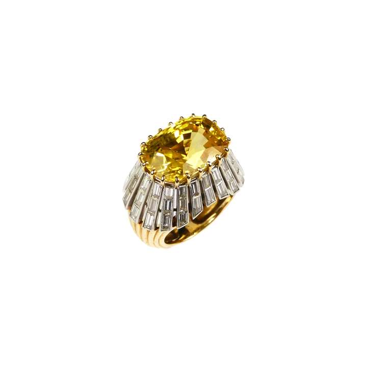 Cushion cut yellow sapphire and diamond cluster ring, the Ceylon sapphire 16.61ct